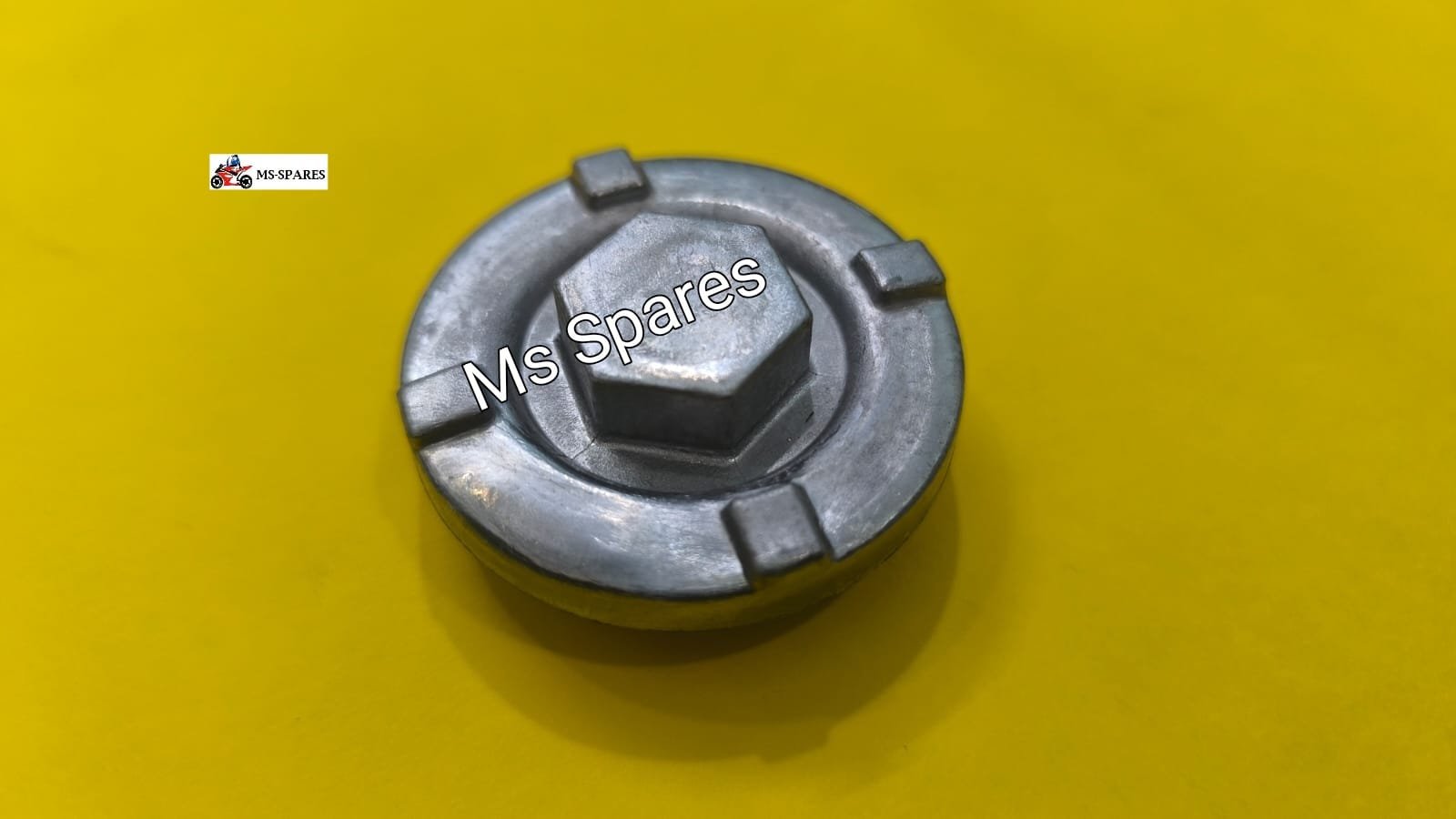 a04d52a3-cd74-40cc-93b0-a251de14a590 Oil Nut-First Quality-R 15 V2 & R 15 V3 - Image 1
